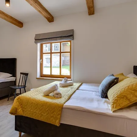 Biala Owieczka 3* 什切尔克