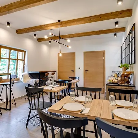 Biala Owieczka Bed and Breakfast