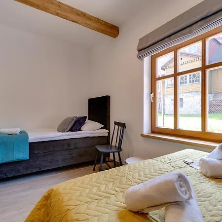 Biala Owieczka Bed & Breakfast *